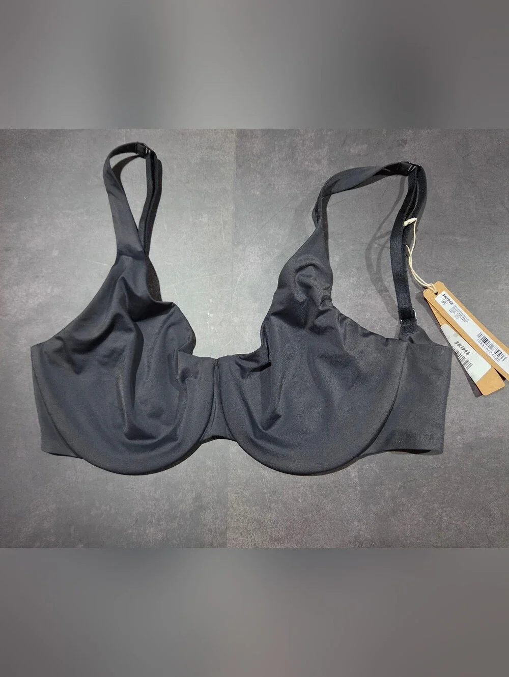 SKIMS 32 DD SMOOTHING INTIMATES UNLINED MINIMIZER BRA NWT - Picture 2 of 5